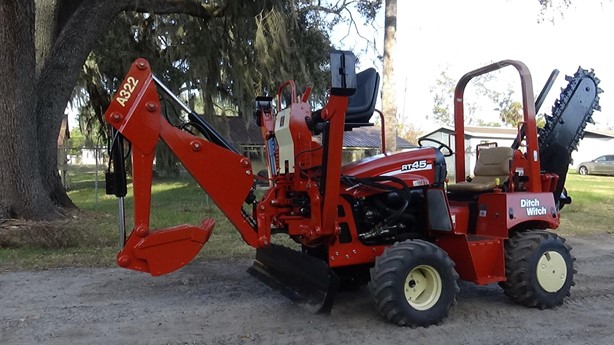 2010 DITCH WITCH RT45 — photo 1